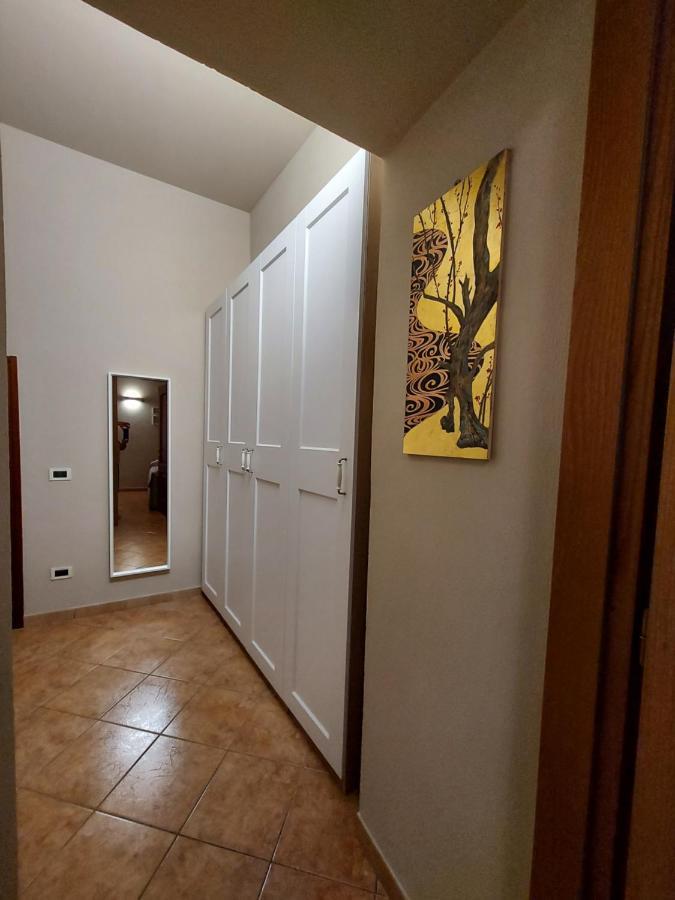Casa Degli Artisti Apartment เกรโมนา ภายนอก รูปภาพ